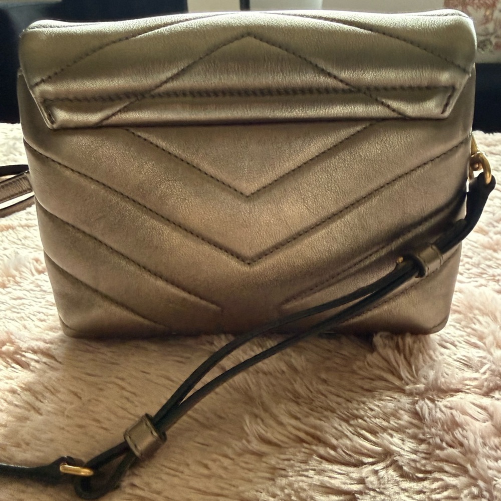 Yves Saint Laurent Gold-Tone Crossbody Bag - Picture 5 of 9